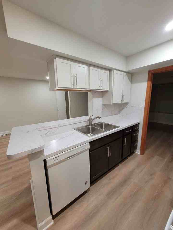 3316 Huntington Ln - Photo 4 of 13