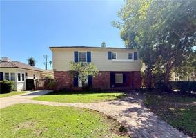 featured image of 2510 Lorain Rd