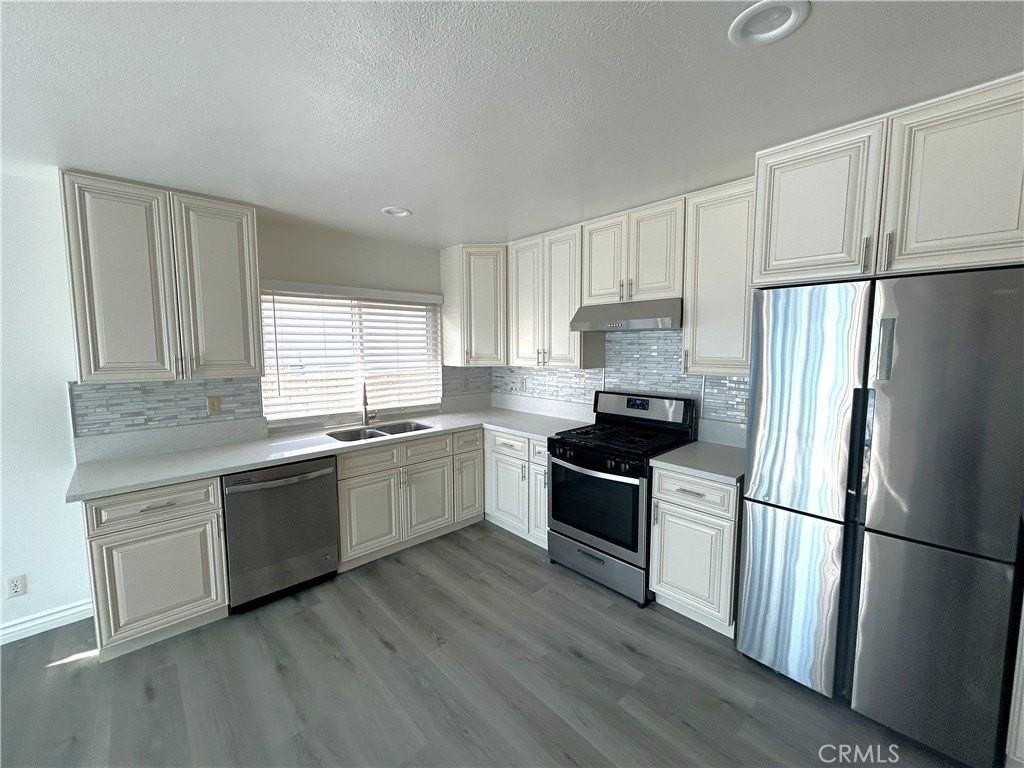 2622 E Marlena St - Photo 4 of 33