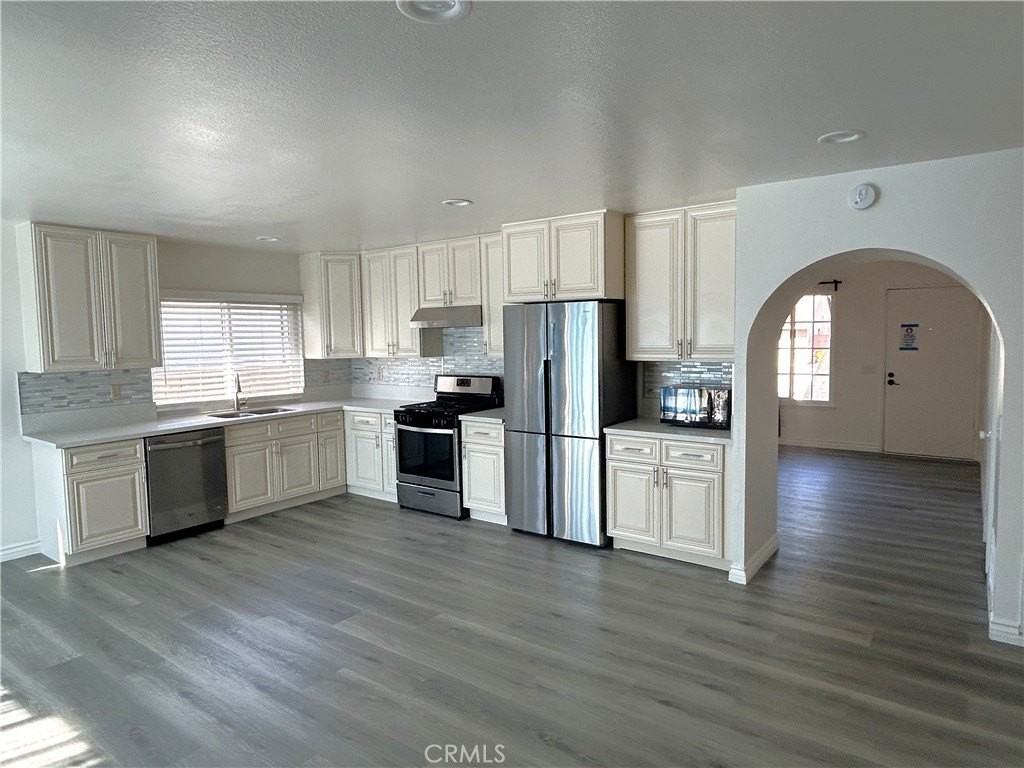 2622 E Marlena St - Photo 7 of 33