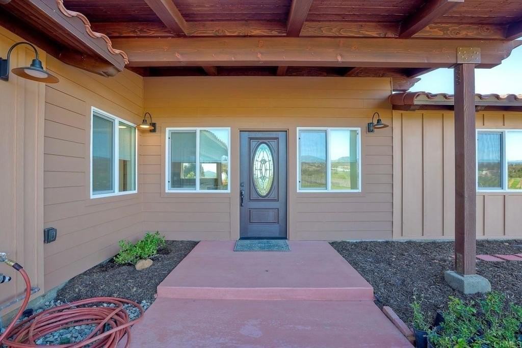 29433 Cole Grade Rd - Photo 4 of 50