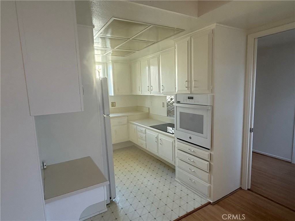 323 Avenida Carmel #C - Photo 5 of 50