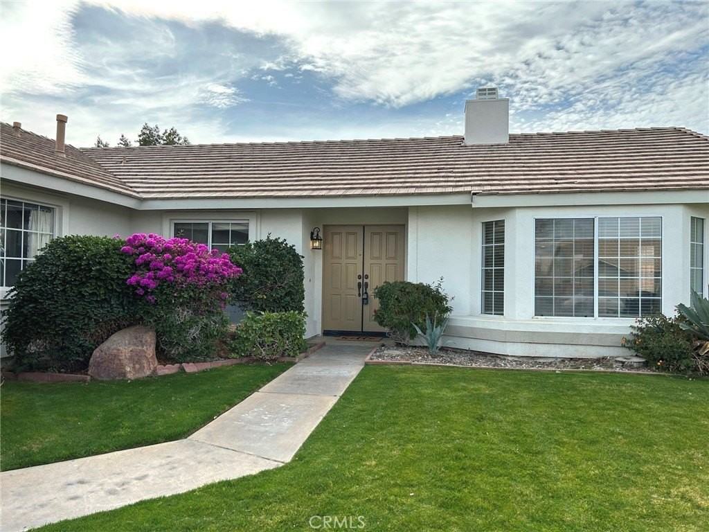 44365 Foxtail Cir - Photo 2 of 48