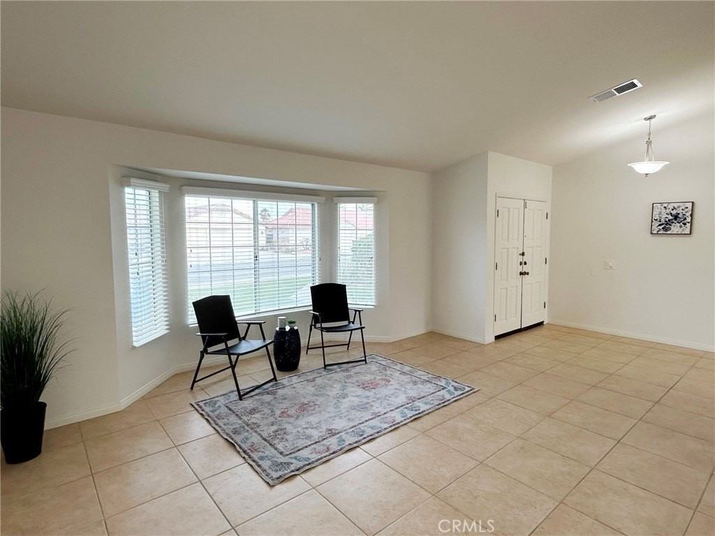 44365 Foxtail Cir - Photo 5 of 48