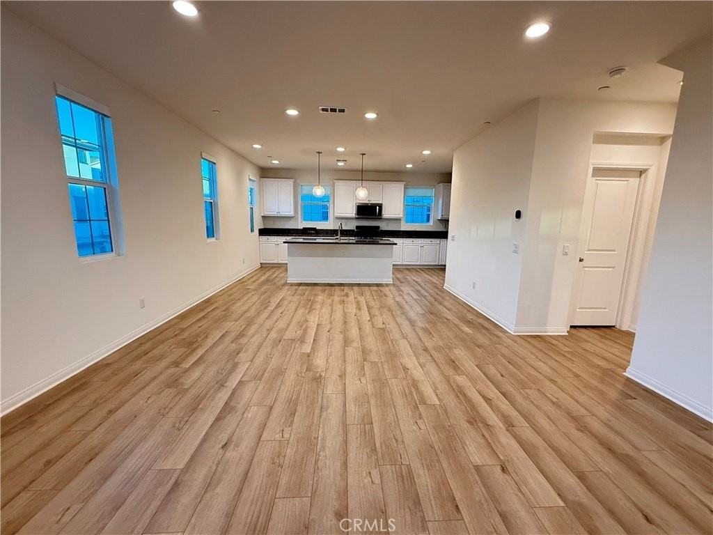 6958 Crimson Dr - Photo 2 of 31