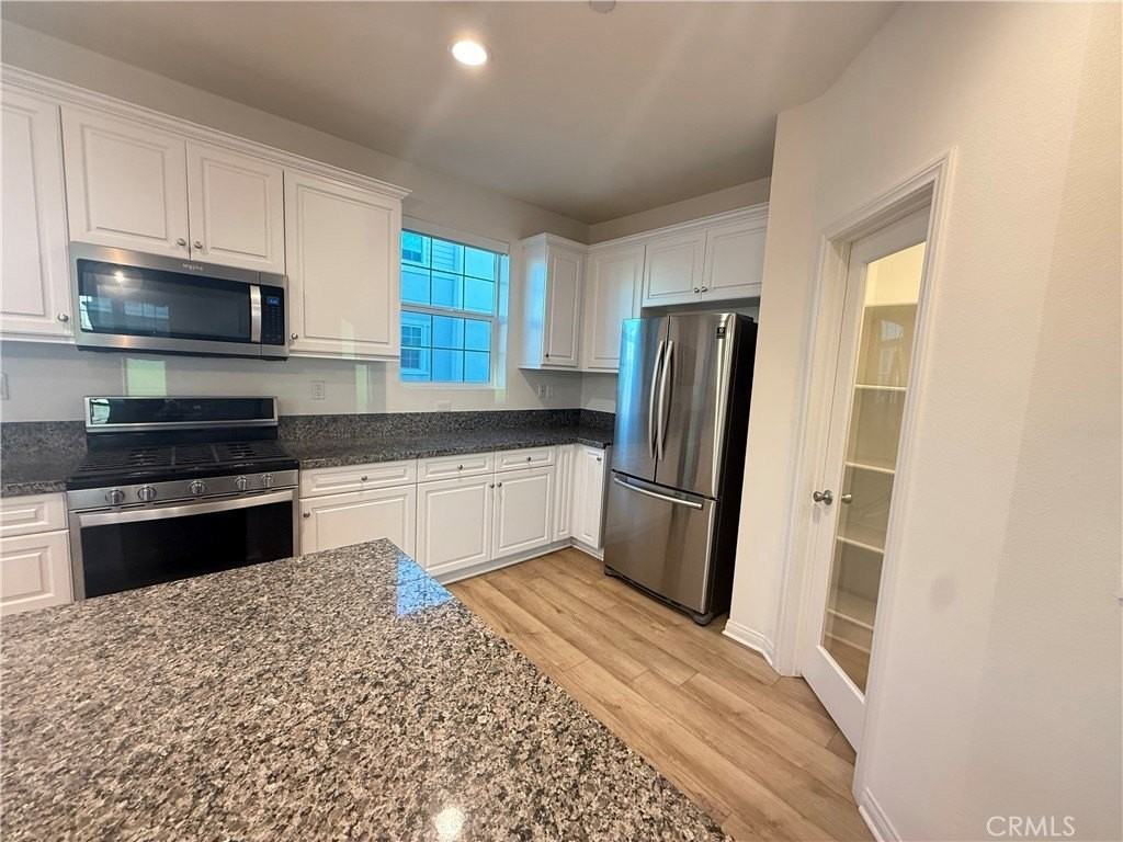 6958 Crimson Dr - Photo 7 of 31