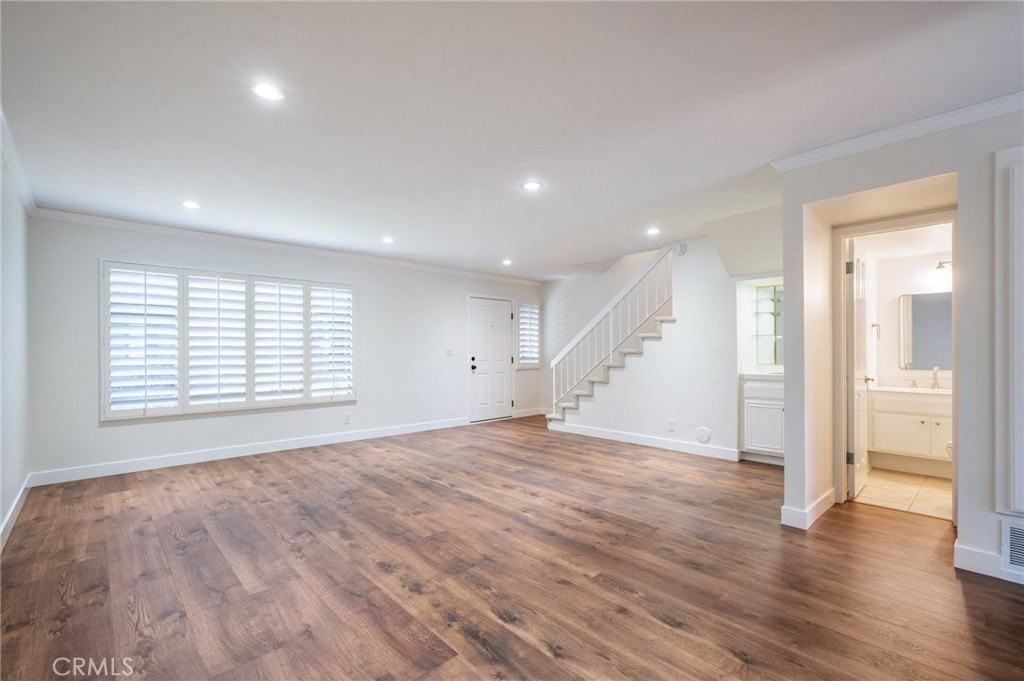 1507 Dalmatia Dr - Photo 7 of 44