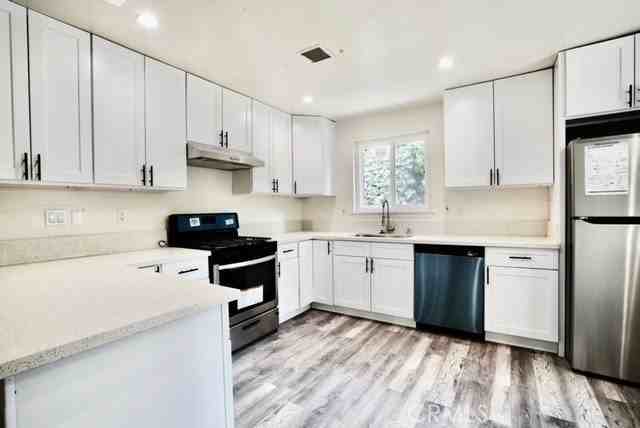 22148 Welby Way - Photo 3 of 31