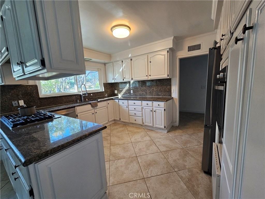 5352 Bayer Pl - Photo 4 of 14