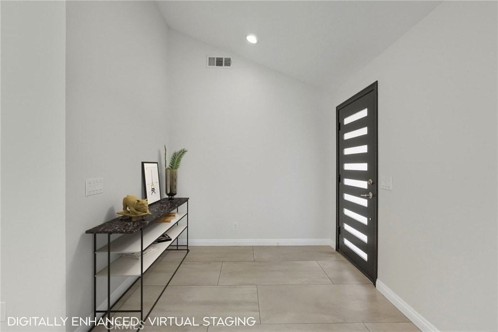 6017 Encino Ave - Photo 6 of 50