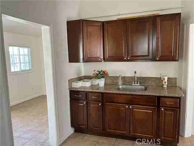 7049 Alabama Ave - Photo 4 of 6