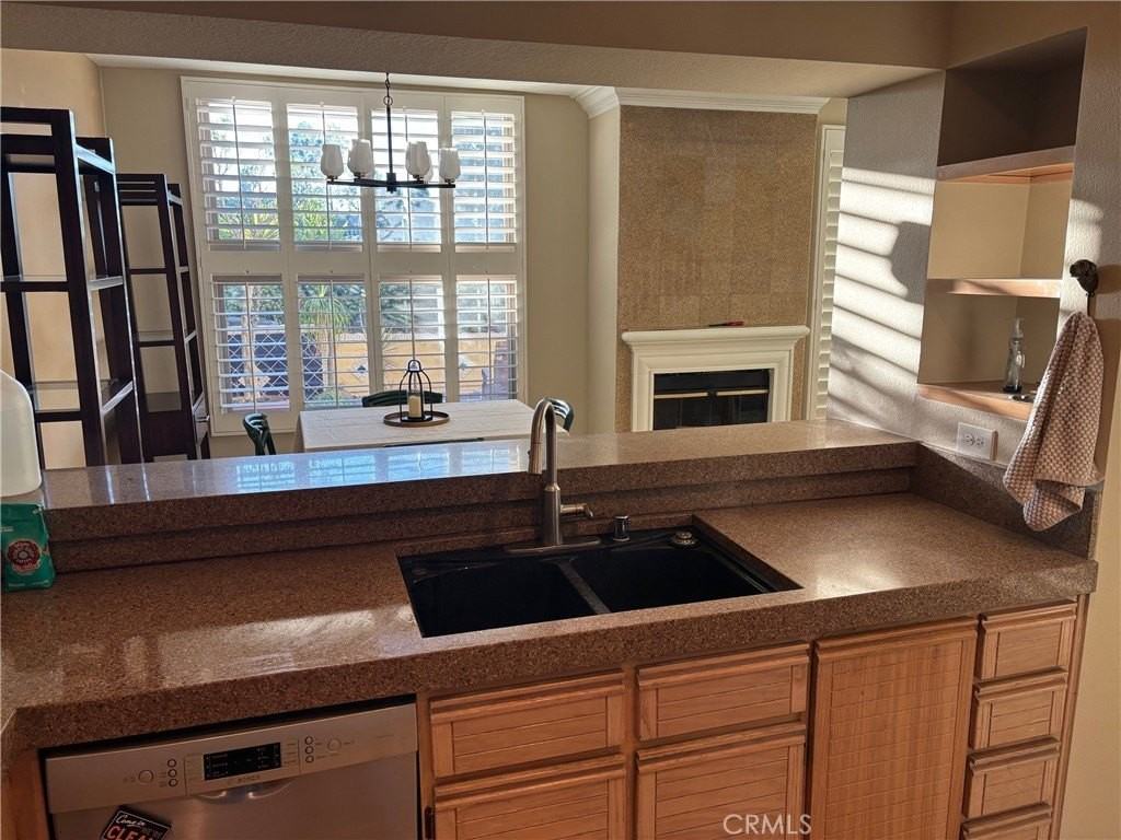 105 Bay Hill Dr - Photo 5 of 10