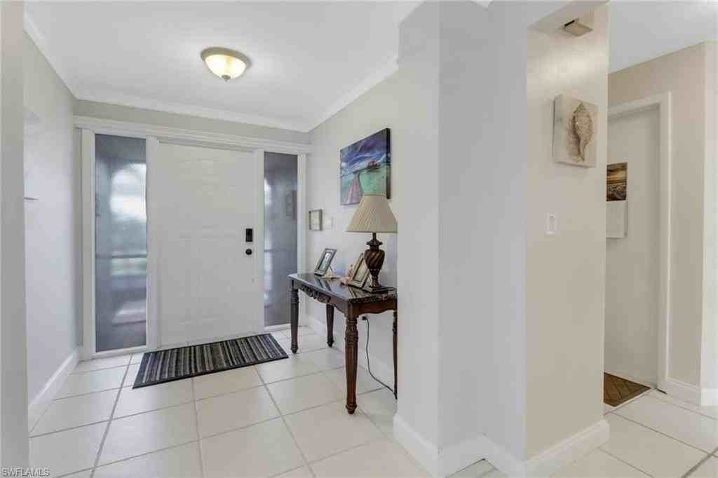 1337 N Collier Blvd - Photo 5 of 24