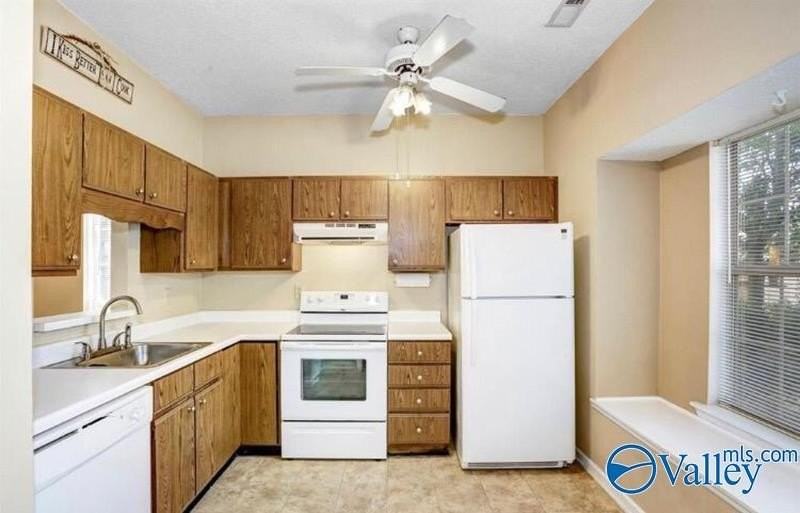 111 Bentworth Ln - Photo 4 of 31