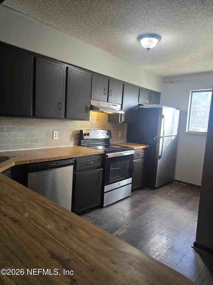 4303 Windergate Dr - Photo 2 of 15