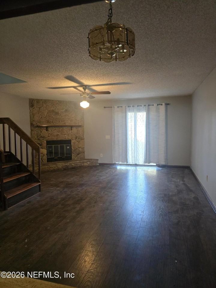 4303 Windergate Dr - Photo 4 of 15