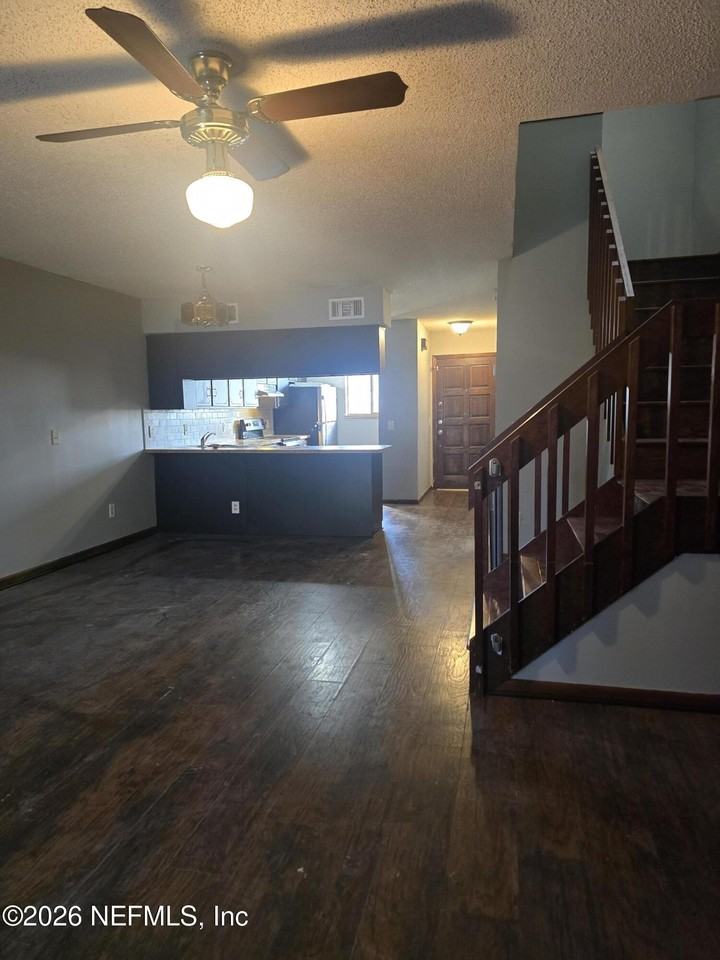 4303 Windergate Dr - Photo 6 of 15