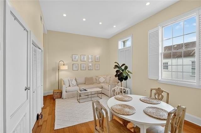 1544 Camp St #9 - Photo 3 of 12