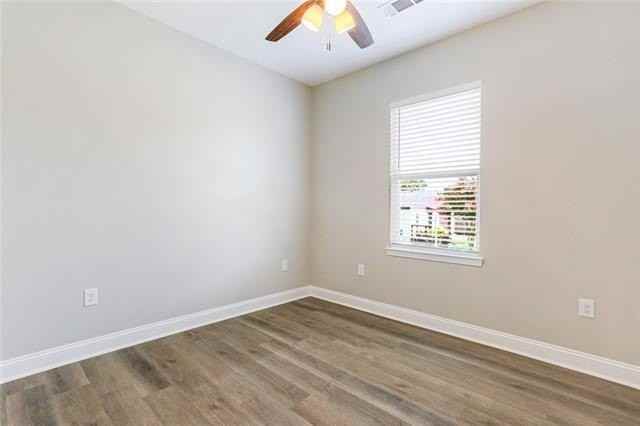 406 Community St - Photo 6 of 15