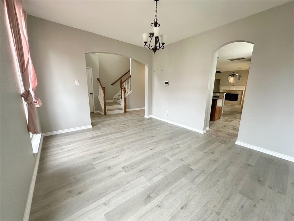 531 Hawken Dr - Photo 5 of 18