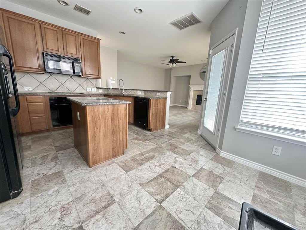 531 Hawken Dr - Photo 6 of 18