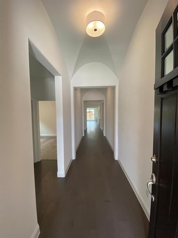 405 Ambrose St - Photo 3 of 27