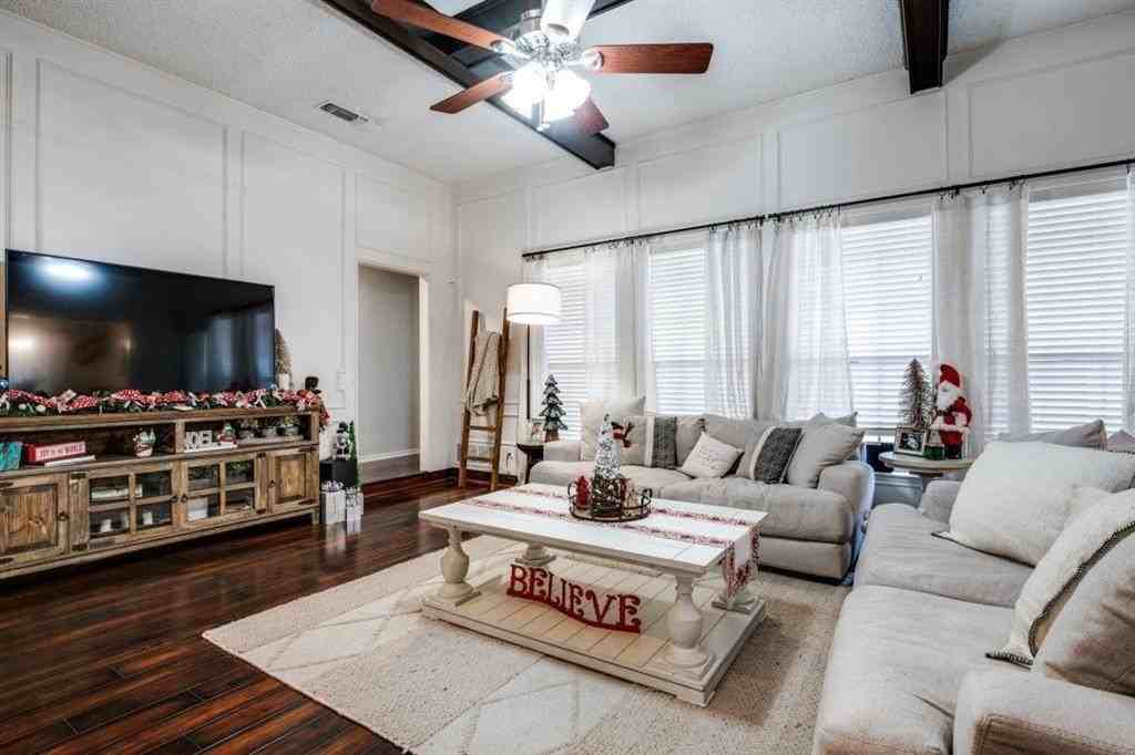 3204 Kingsbridge Dr - Photo 4 of 24