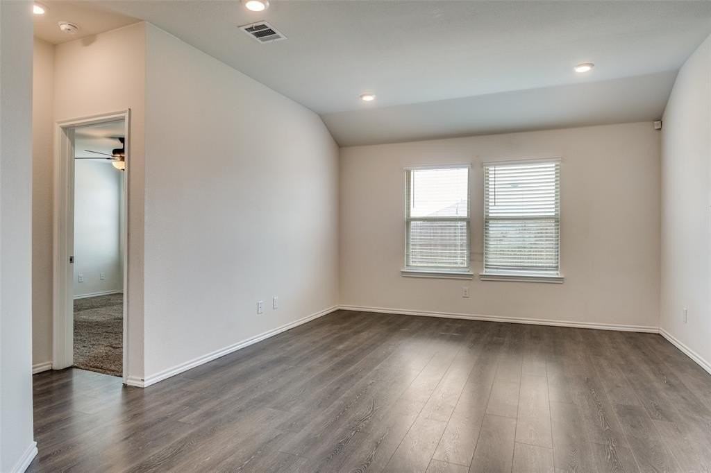 208 Cultivator Ct - Photo 5 of 27