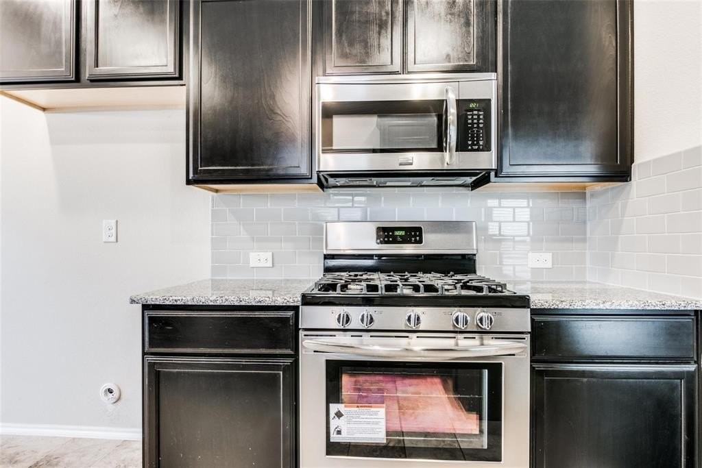 9825 Beaver Dam Ln - Photo 5 of 23