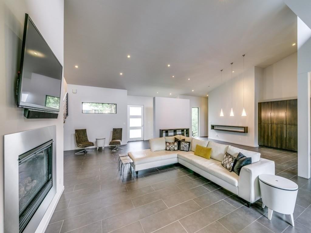 919 Knott Pl - Photo 6 of 25