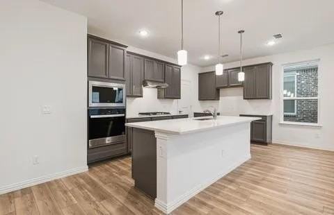 1321 Trailblazer Way - Photo 3 of 17