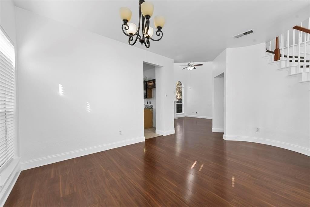 434 Moonlight Way - Photo 4 of 29