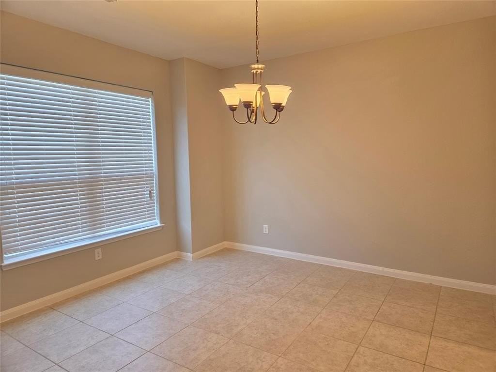 908 Oak Vly - Photo 5 of 17