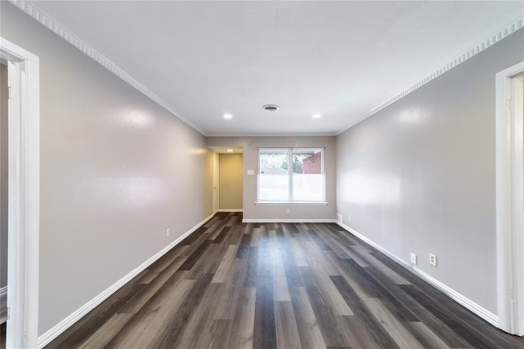 2605 San Medina Ave - Photo 7 of 27