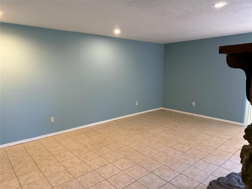 2414 March Ln - Photo 3 of 15