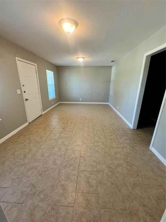 4417 Pate Dr - Photo 3 of 28