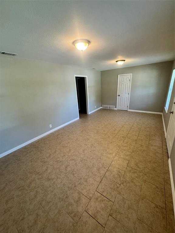 4417 Pate Dr - Photo 5 of 28