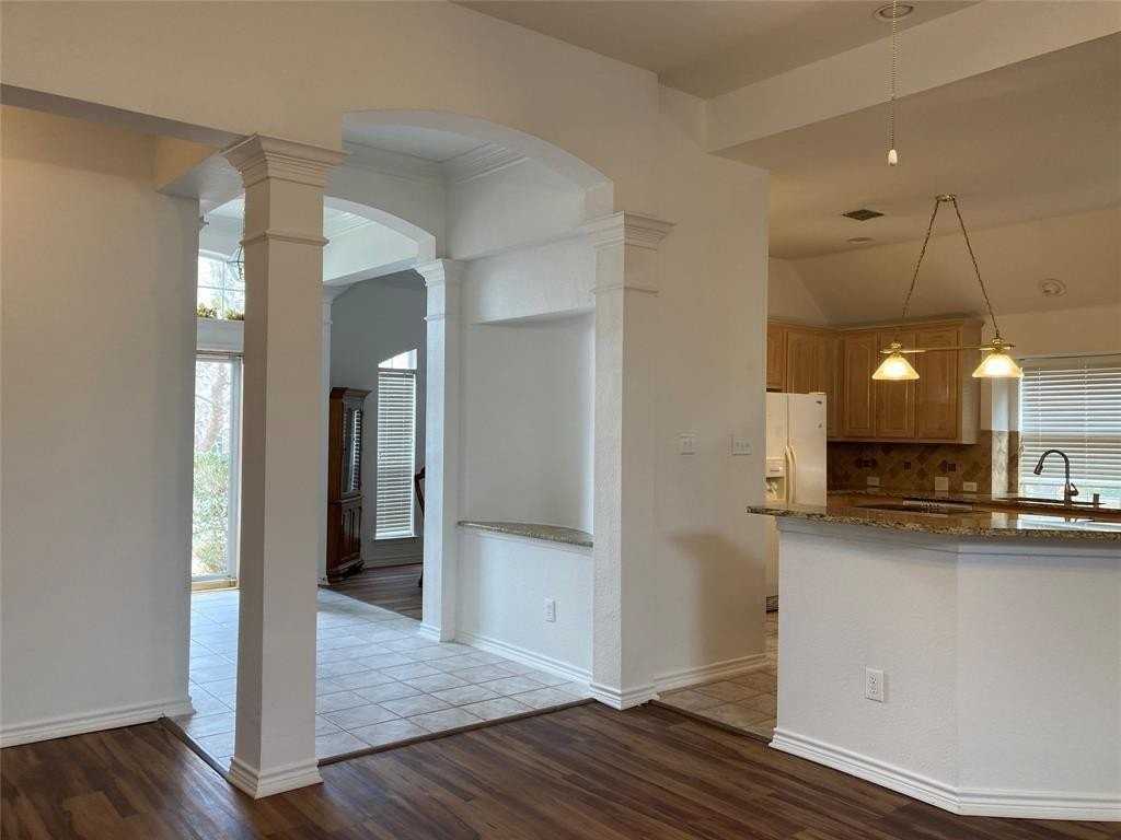 1616 Falmouth Dr - Photo 7 of 18