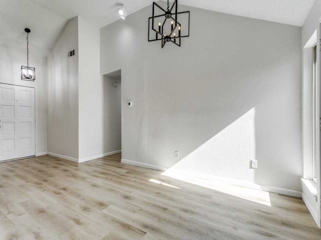 1538 Summerwind Ln - Photo 4 of 25