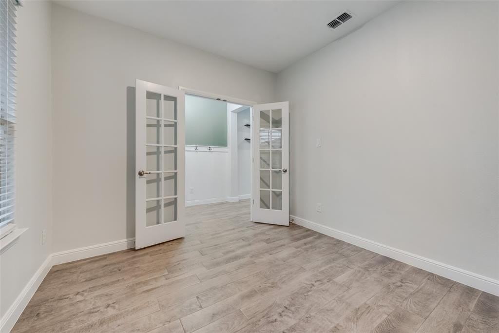 11109 Rockchapel Dr - Photo 5 of 21