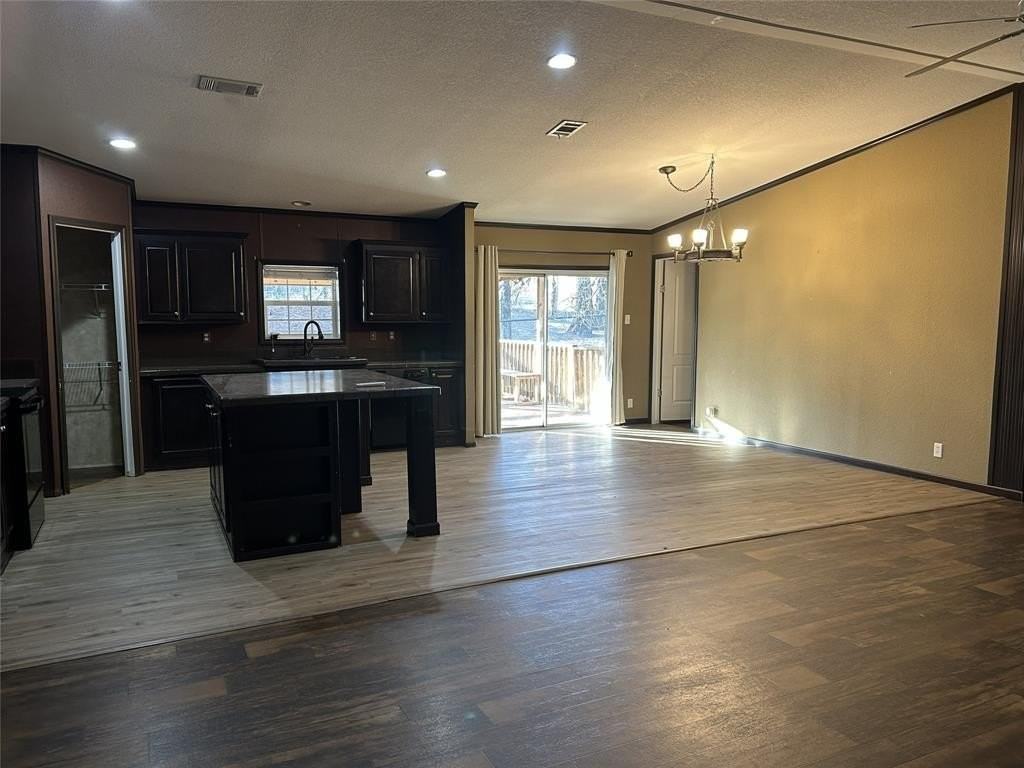 317 County Road 4790 - Photo 7 of 19