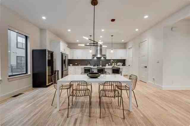 2633 Reagan St #106 - Photo 5 of 16