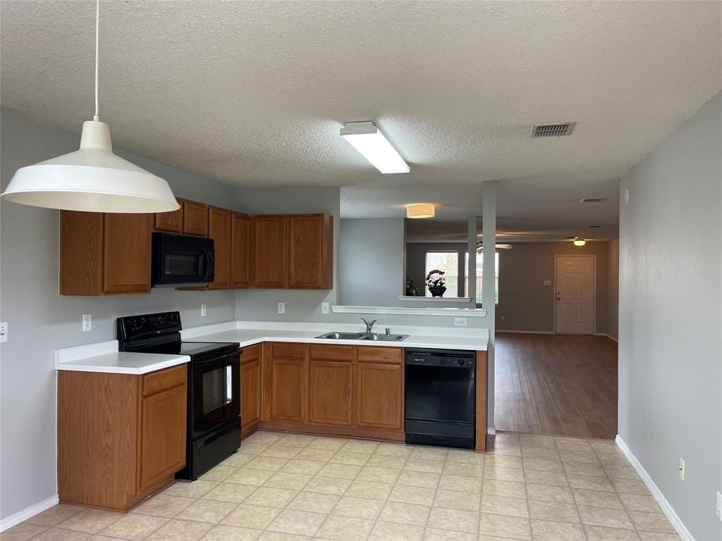 1624 Wynfield Dr - Photo 5 of 12