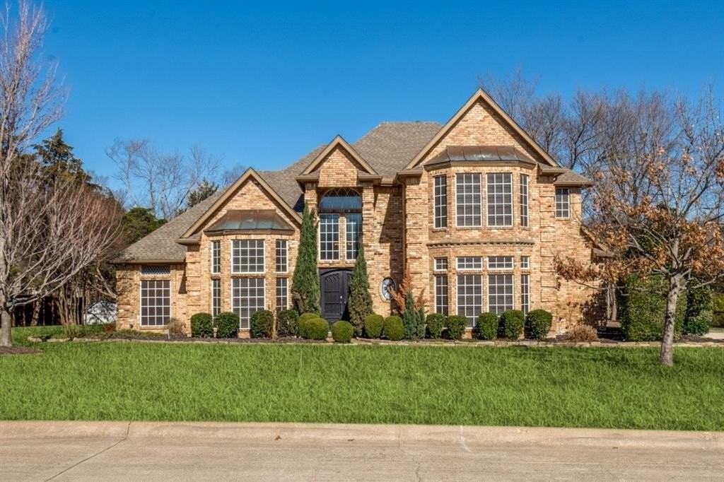 529 Chippendale Dr - Photo 2 of 36