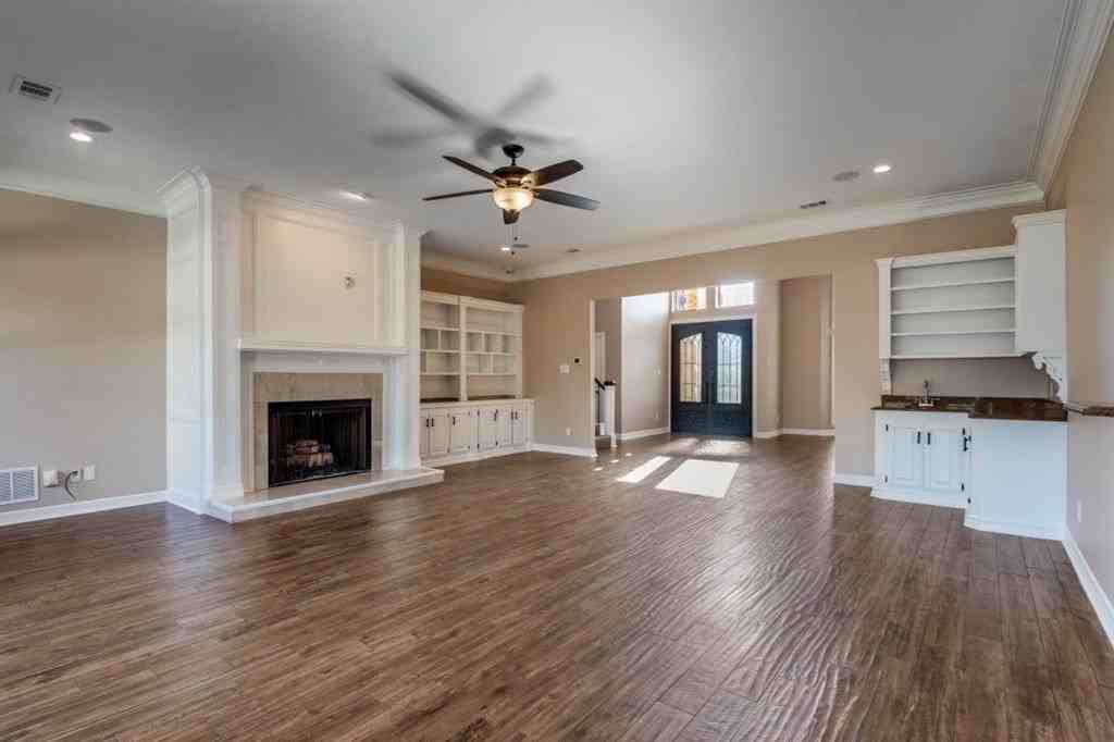 529 Chippendale Dr - Photo 7 of 36