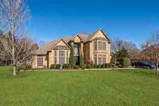 529 Chippendale Dr - Photo 1 of 1