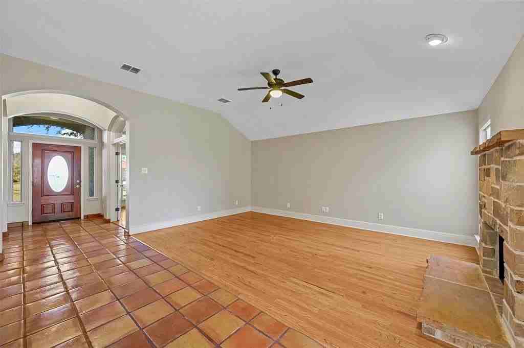 3402 Egerton Ln - Photo 7 of 29