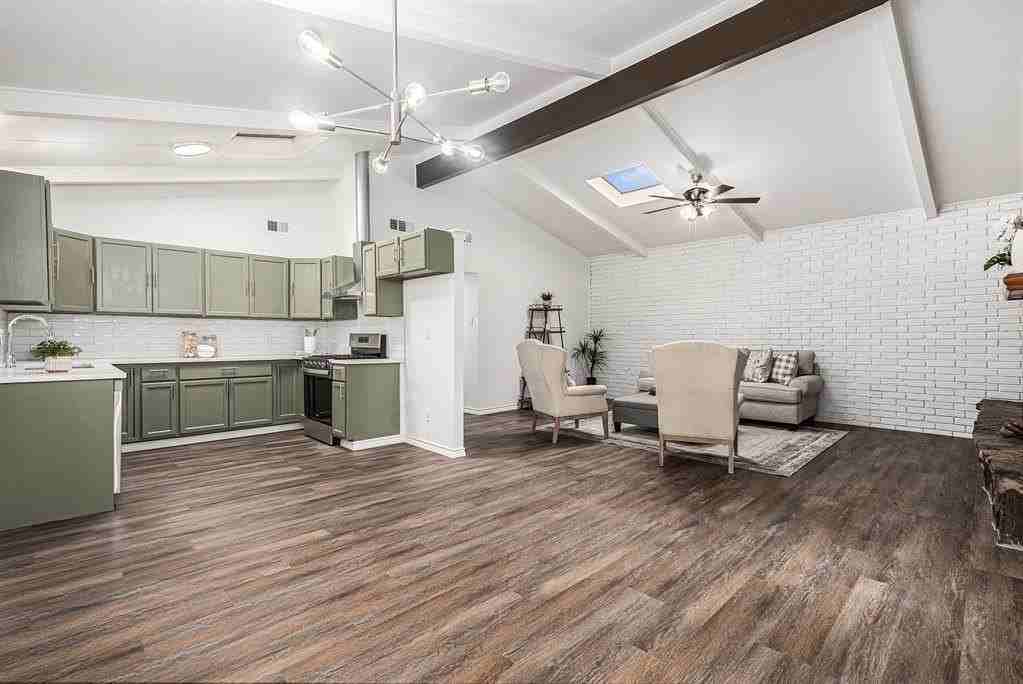 736 Sherbrook Dr - Photo 6 of 29