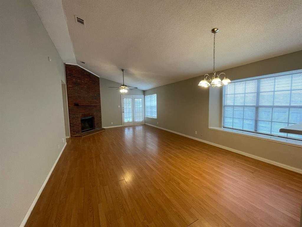 5205 Trailhead Dr - Photo 2 of 12