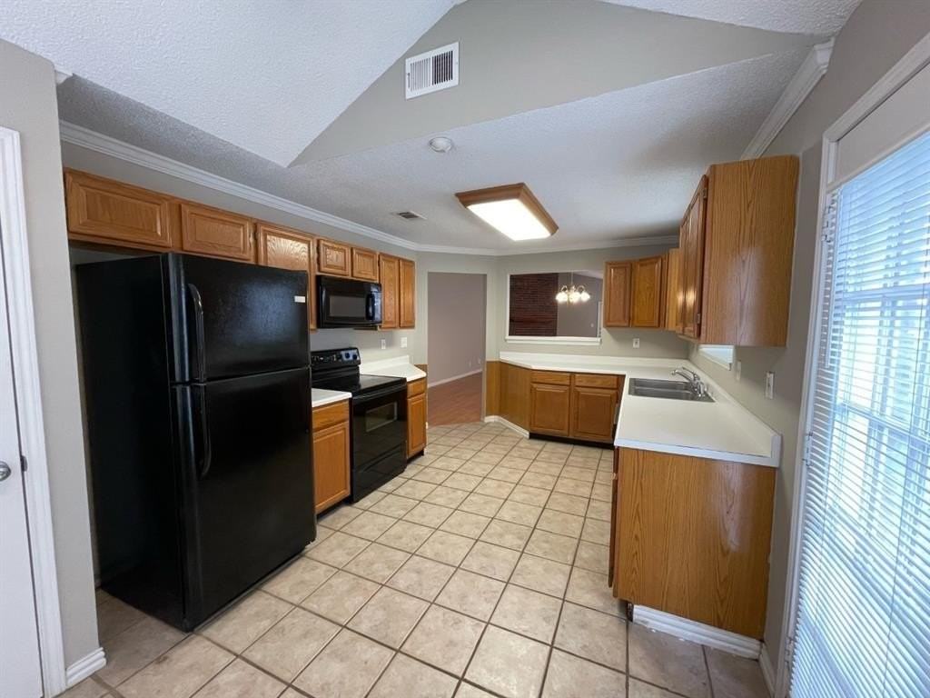 5205 Trailhead Dr - Photo 5 of 12